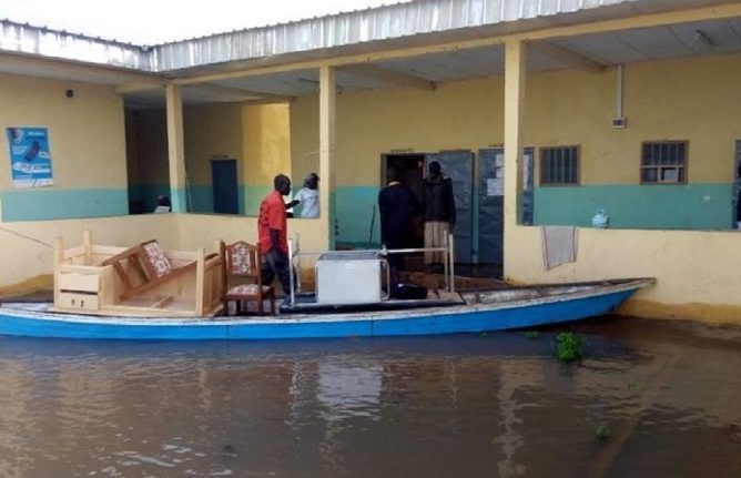 Commune de Zina les populations aux abois après des inondations